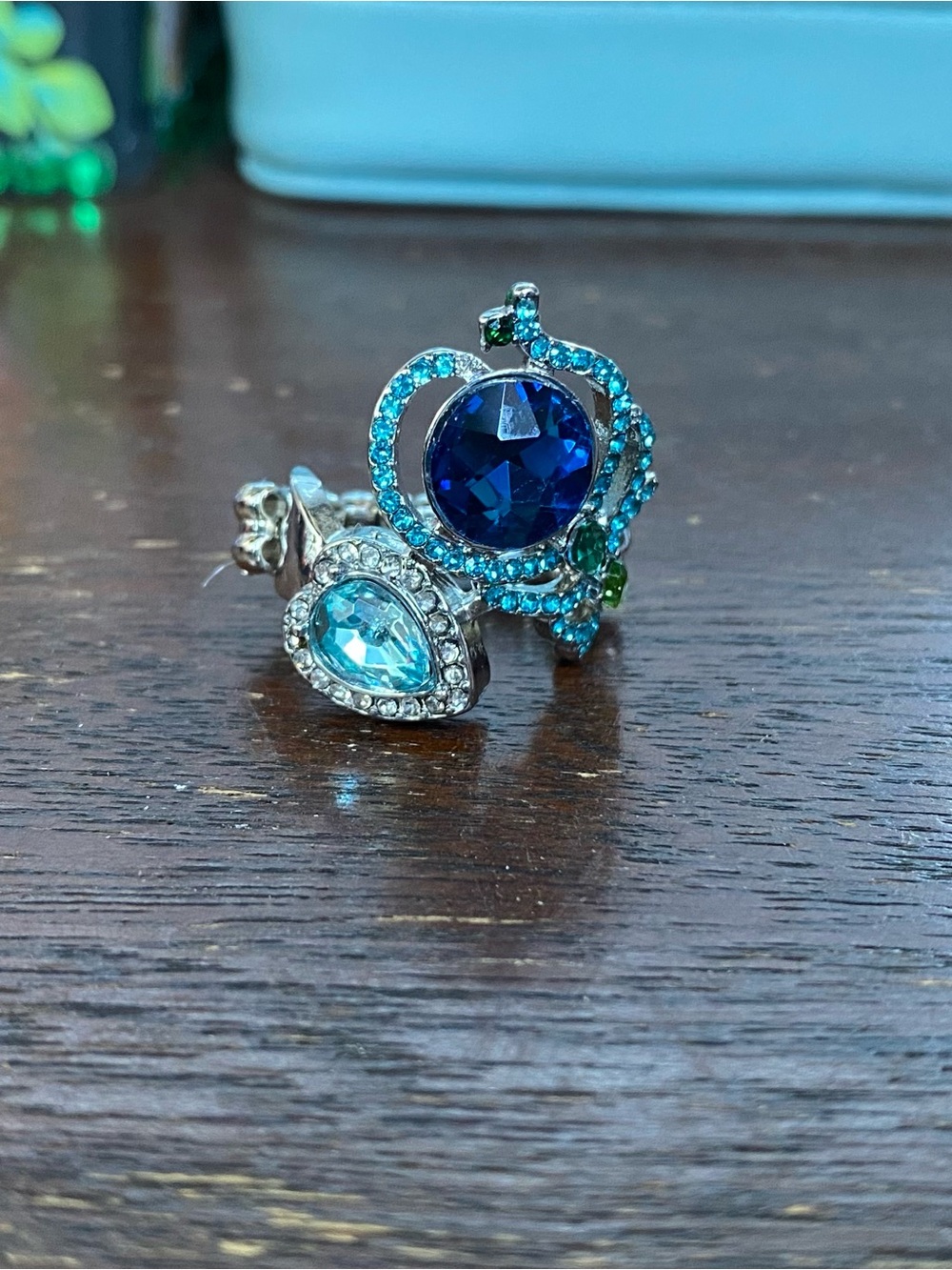 Blue Crystal Adjustable Ring- Elegant Sparkling Jewelry